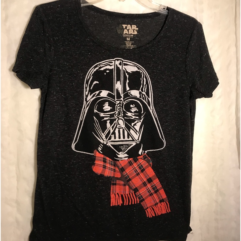 Star Wars Darth Vader T-Shirt Sz M, Nice Black Distressed Gently Used￼